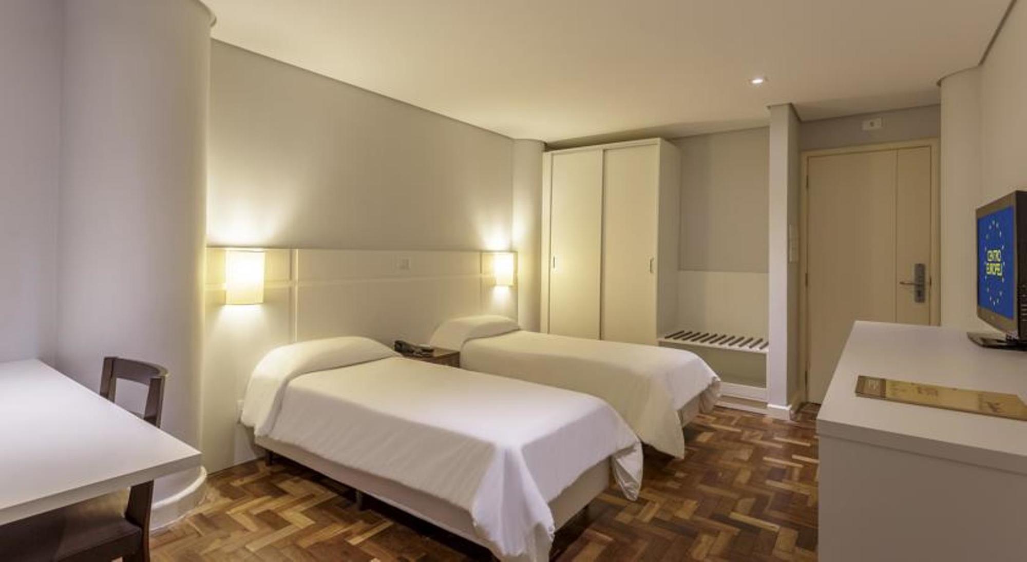 Hotel Centro Europeu Curitiba Ngoại thất bức ảnh