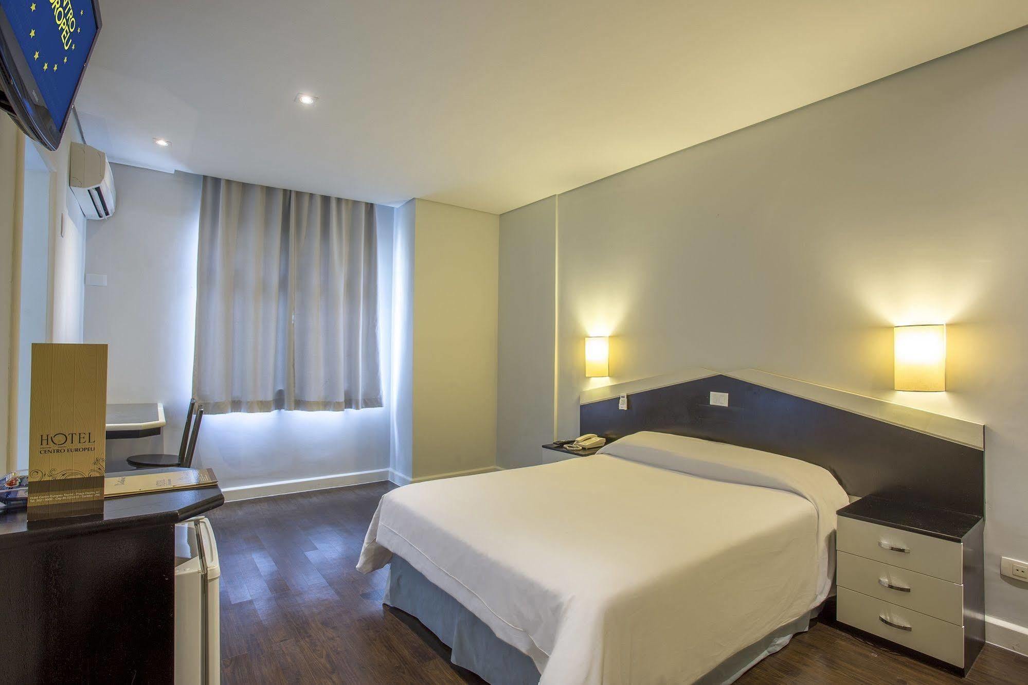 Hotel Centro Europeu Curitiba Ngoại thất bức ảnh